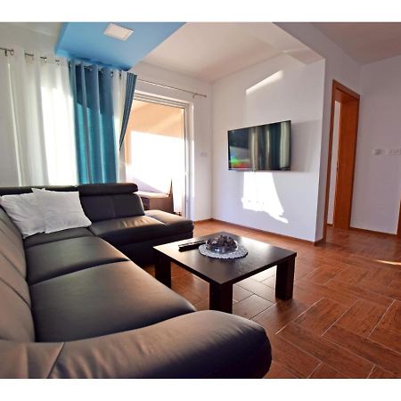 Apartment Dinko Rovanjska Luaran gambar