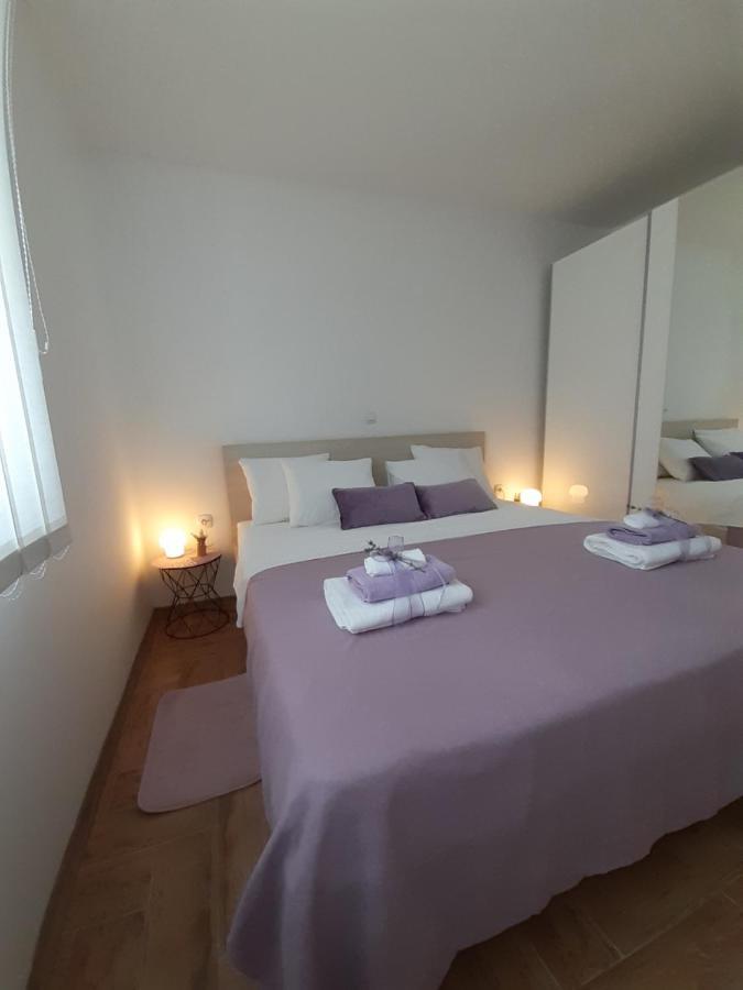 Apartment Dinko Rovanjska Luaran gambar