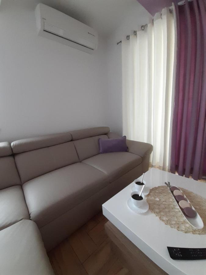 Apartment Dinko Rovanjska Luaran gambar
