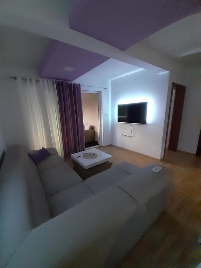 Apartment Dinko Rovanjska Luaran gambar
